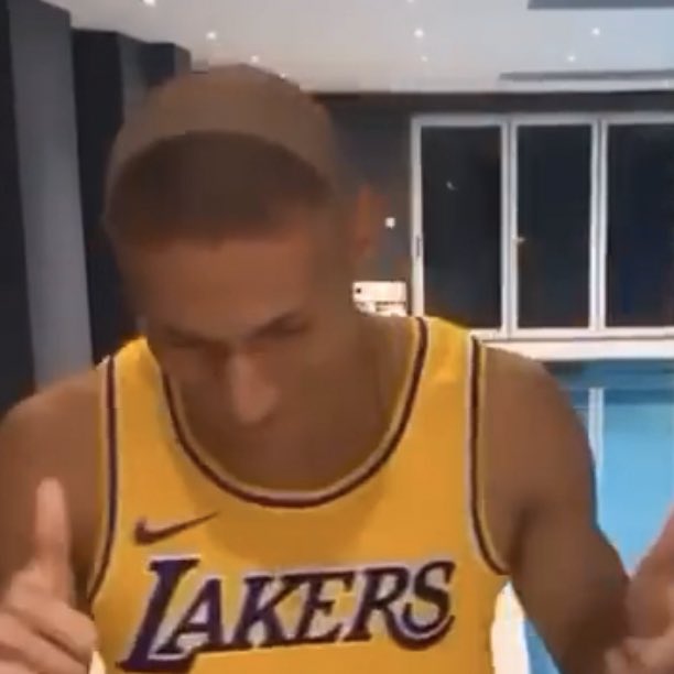 3631B061-39D0-4A57-8AA0-5A045F71524C