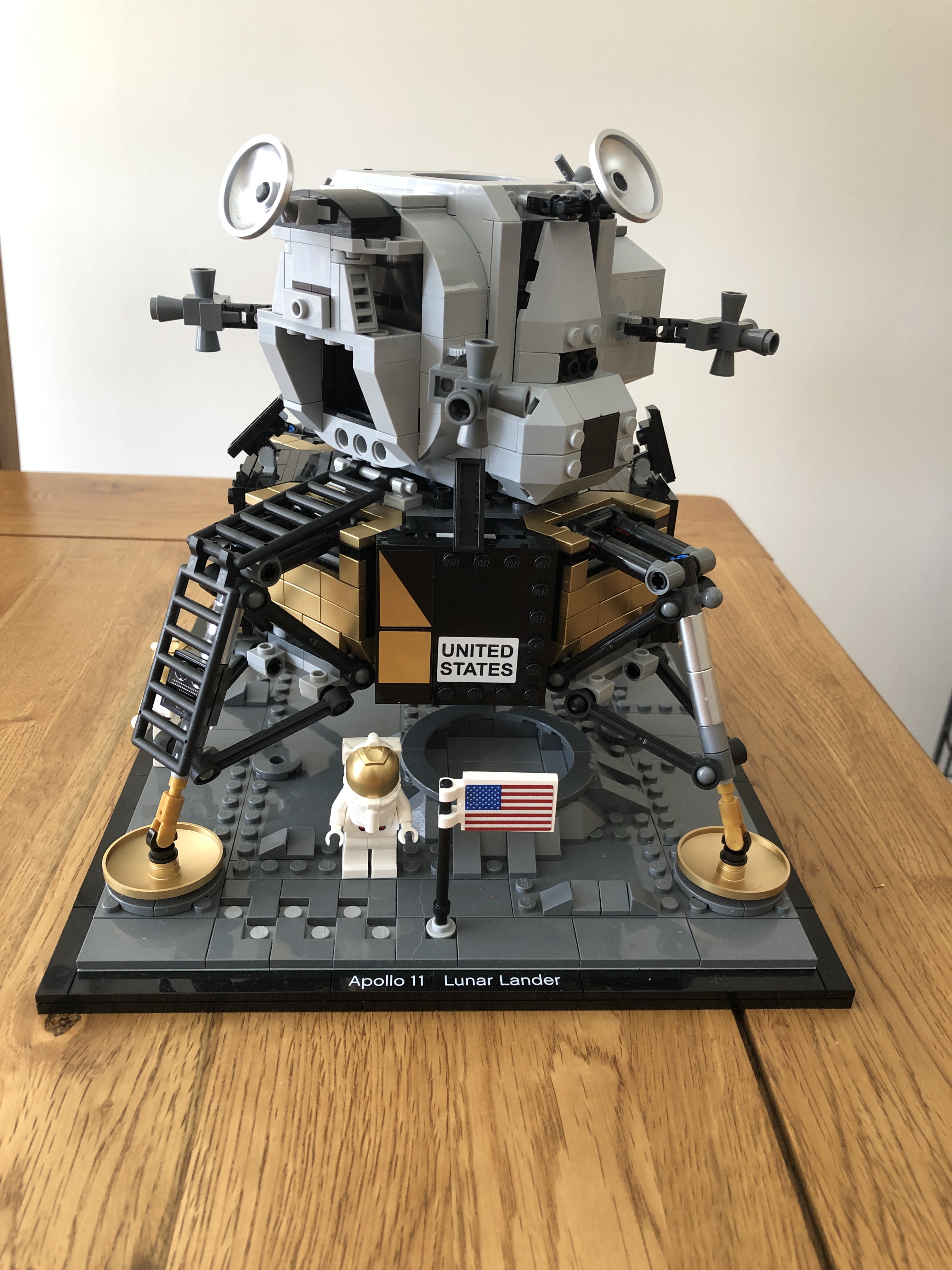 D6BD2242-7E57-42FE-B241-3CF212029060