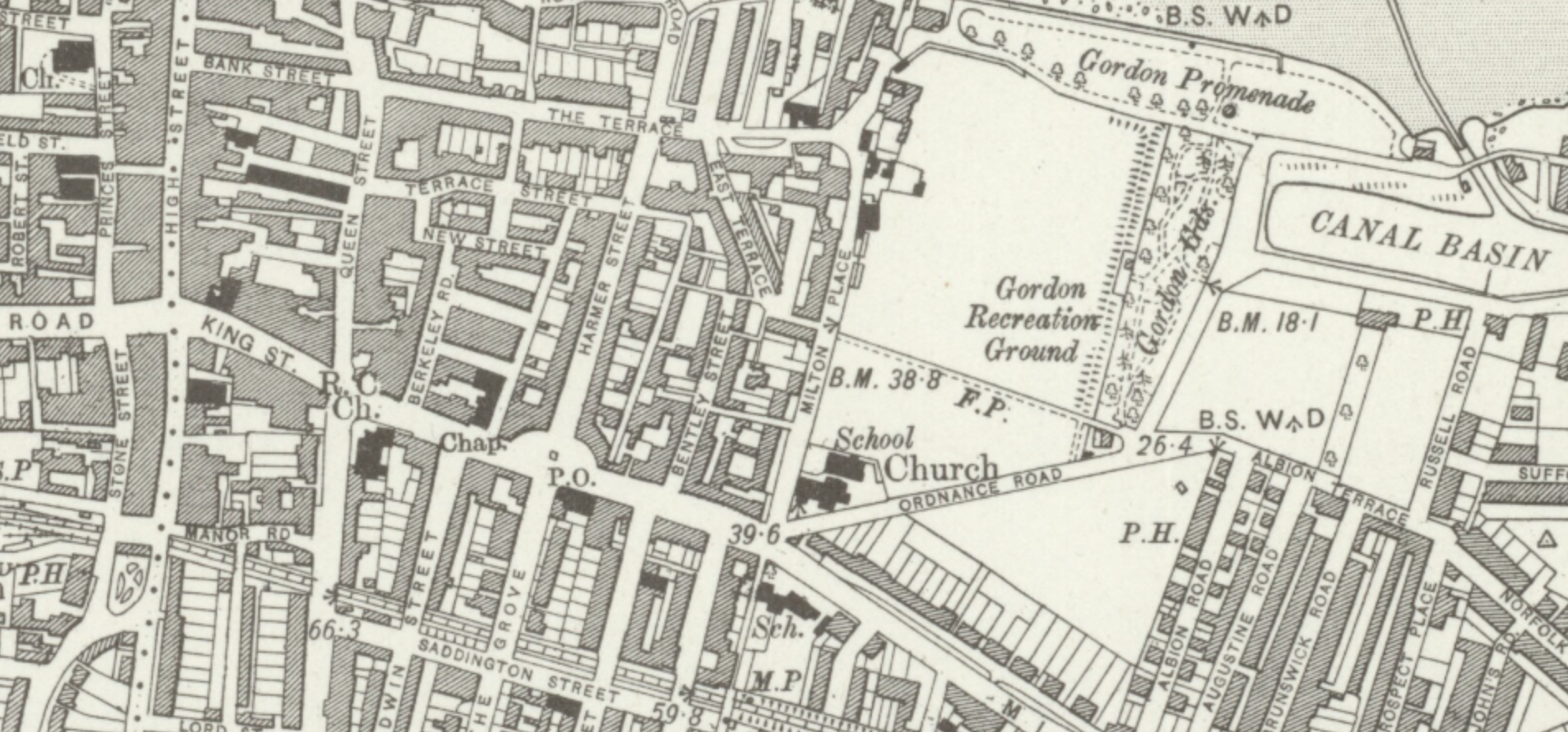 Cross Street off The Terrace, Milton