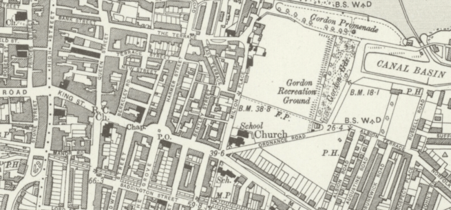 Cross Street off The Terrace, Milton