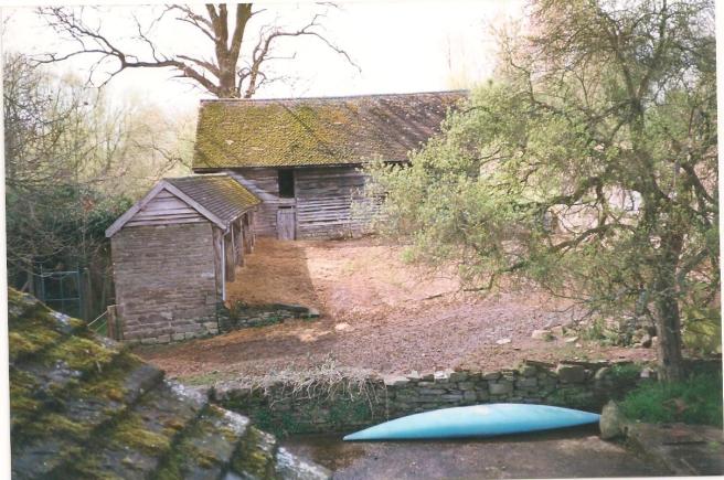 Lower House Farm yard