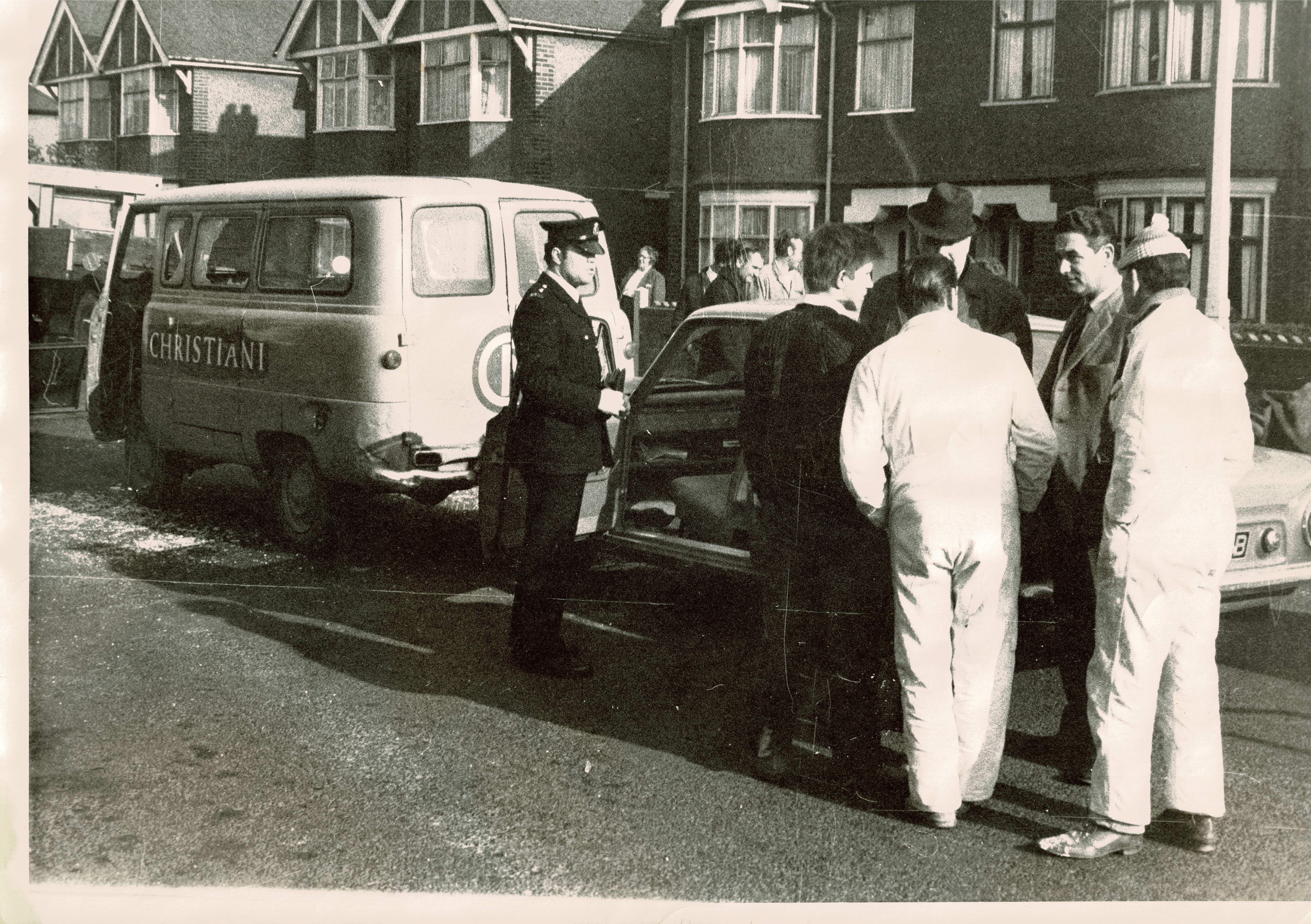 BRWDCA2662D1106_000303