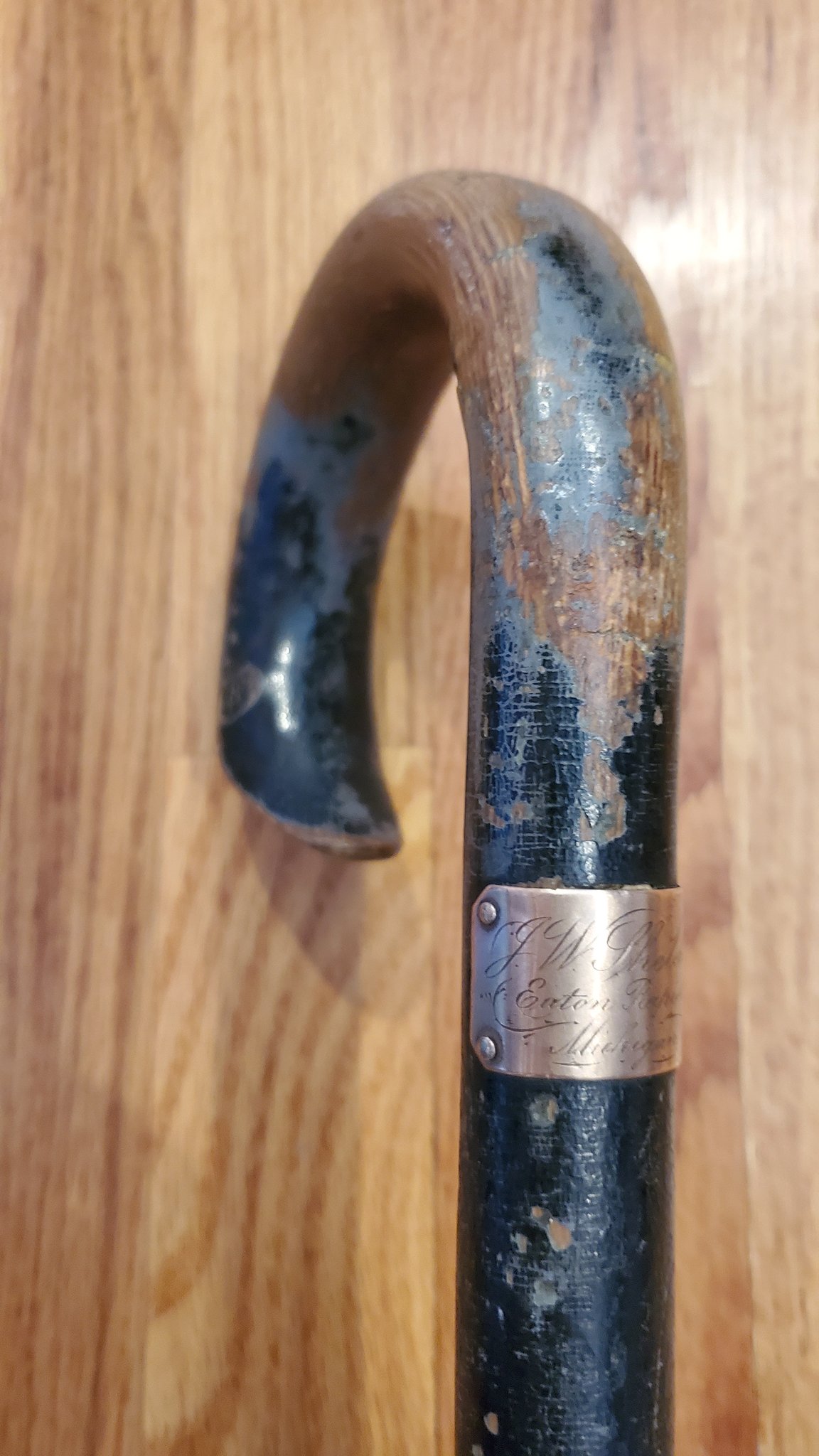 0001B29F-3CC6-465D-B324-369ABF105979